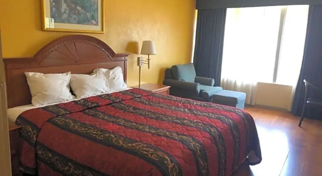 Номер Premium Knights Inn Tulsa I-44