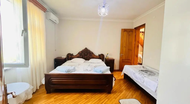 Dato's GuestHouse, Забронировать Гостевой дом Махинджаури Батуми - побережье