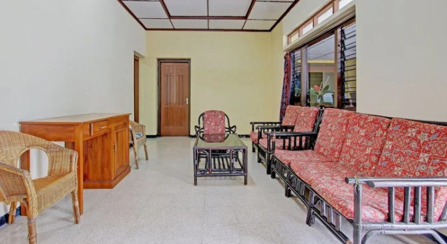 OYO 92534 Fajar Indah Guest House