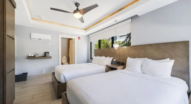 Четырёхместный номер Standard Elita Hotel