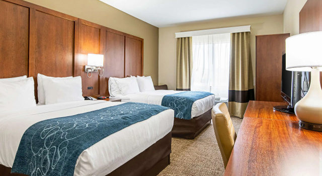 Четырёхместный номер Standard Comfort Inn & Suites Pine Bluff