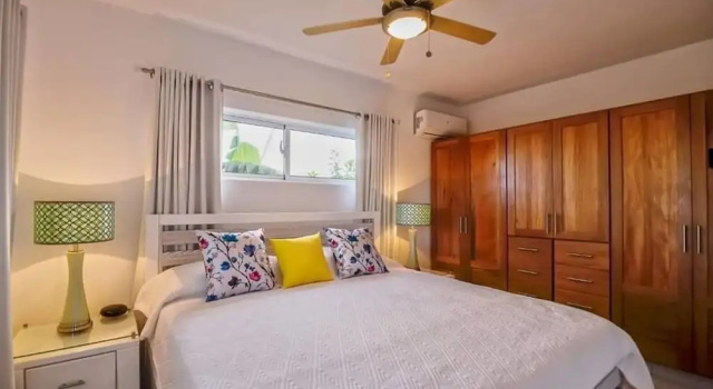 Professionally Decorated Open Concept Villa, Забронировать Вилла Виллы Пуэрто-Платы, Вилла