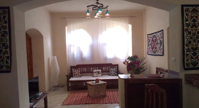 Nile Compound Hotel