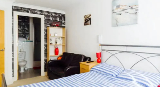Двухместные апартаменты Beautiful City Centre Apartment
