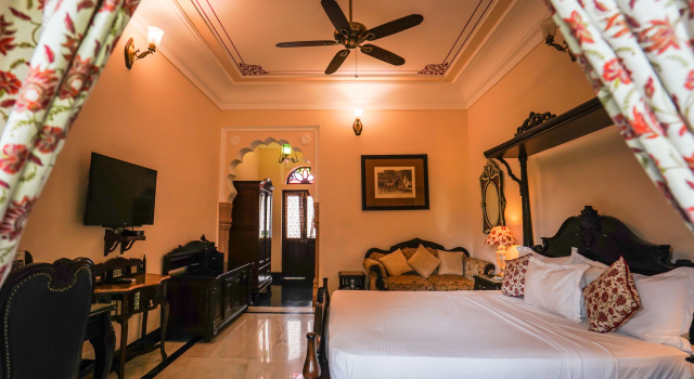 Номер Deluxe Khas Bagh