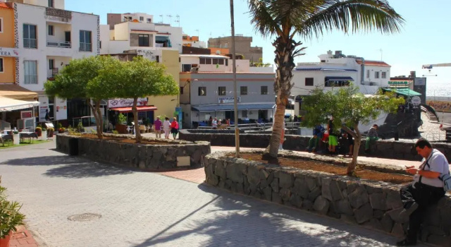 Los Abrigos Sea-Port View
