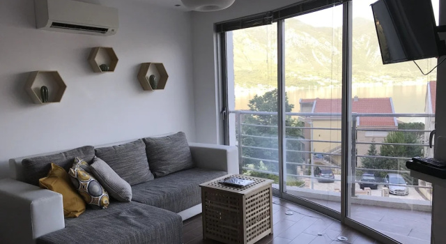 2 Beds, Fjord Panorama and Pool in Dobrota, Забронировать Апартаменты/квартира Доброта 