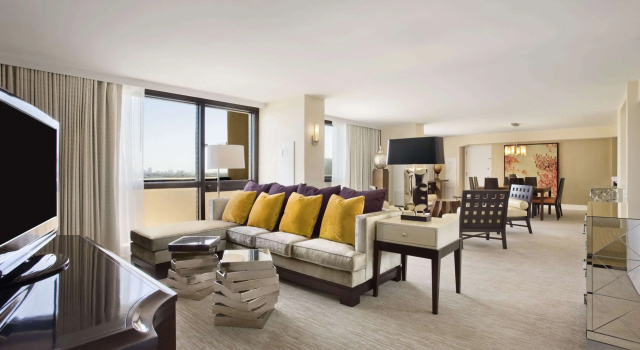Hilton Miami Airport Blue Lagoon