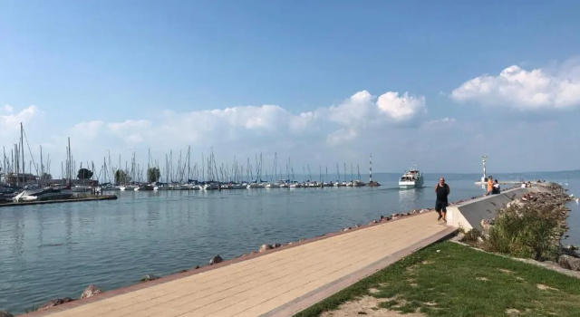 Апартаменты с балконом Dorina Wellness Apartman