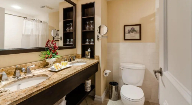 Четырёхместный номер Classic Le St-Martin Hotel & Suites