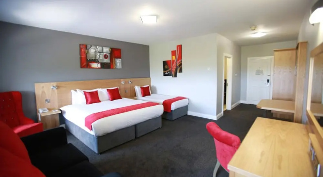Двухместный номер Standard Hillgrove Hotel, Leisure & Spa
