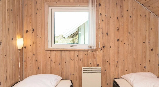 Vintage Holiday Home in Hvide Sande Not Far From Sea Coast, Забронировать Отель Отели и гостиницы Виде-Санне, Отель