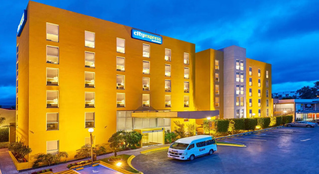 City Express San Luis Potosi Zona Universitaria, Rezervovat Hotel Guanajuato Mexiko