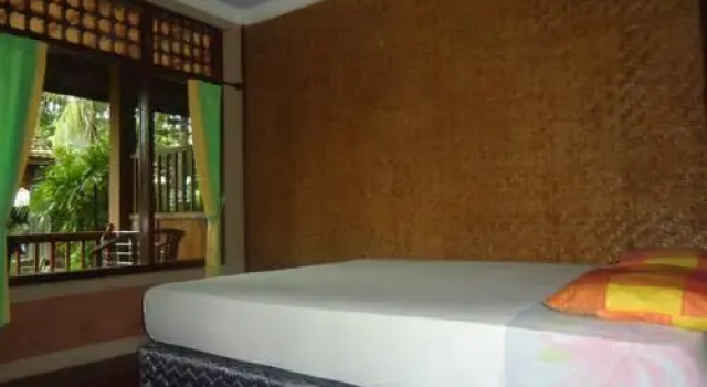 Bukit Bungalow Kharisma, Забронировать Гостевой дом Гили Траванган 