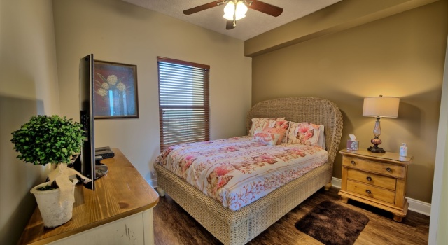 Roomy Oceanfront Condo with Breathtaking View and Beachside Pool - Unit 1906 by RedAwning
