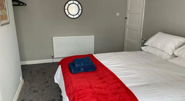 Modern fully refurbished 3 bedroom home