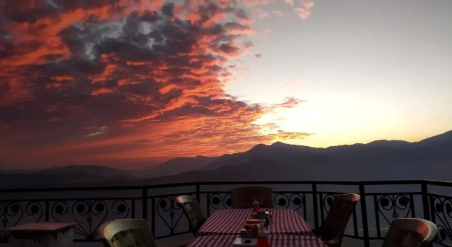 Номер Standard Hotel High Ground Inn Sarangkot