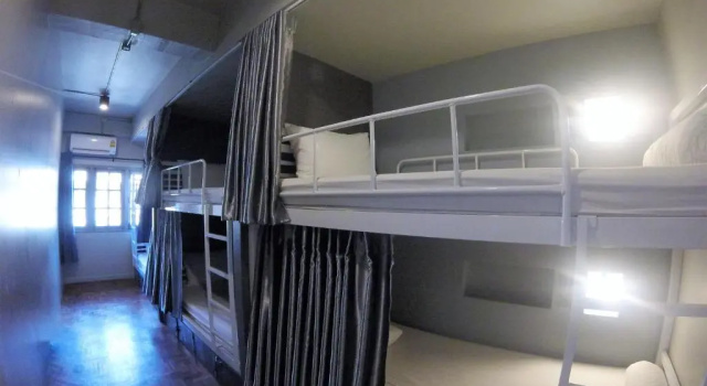 Кровать в общем номере The August Hostel