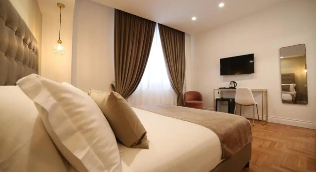 Трёхместный номер Superior B&B Villa Sant\Elmo con parcheggio interno