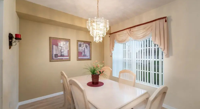 8067WC 4-Bedroom Pool Home near Disney!
