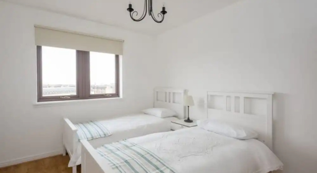 Spacious Flat In Stockbridge, Забронировать Отель Midlothian Эдинбург, рядом с Замок в Эдинбурге