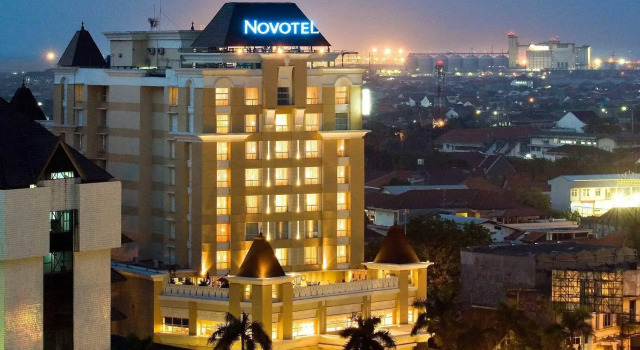 Novotel Semarang, Брондау Қонақ үй Semarang Central Java, Tugu Muda маңындағы