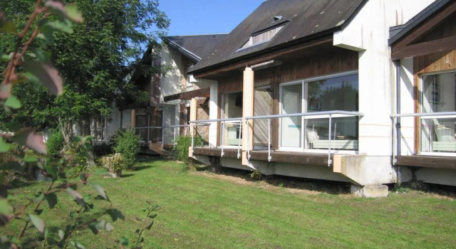 Hôtel L'ile Du Saussay, Забронировать Отель Итвиль Essonne