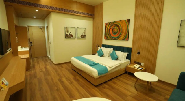 Номер Executive Hotel Blueivy Anand