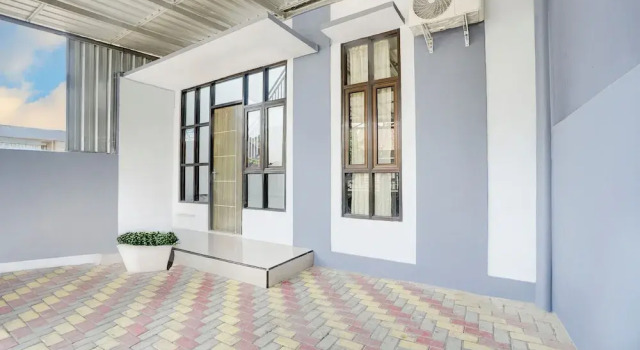 Hotel O MIOXIO Syariah Kost, Boek Hotel Ponorogo East Java