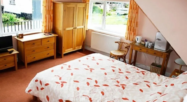 Hillbrow Farm B&B, Забронировать Фермерский дом Ипсвич Суффолк