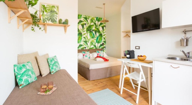 Апартаменты Duomo Views, Light, Jungle-inspired Studio with Terrace