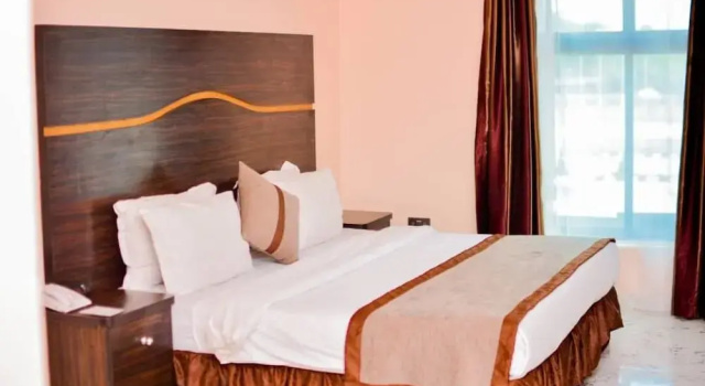 Люкс New Eastern Comfort Hotel Umuahia