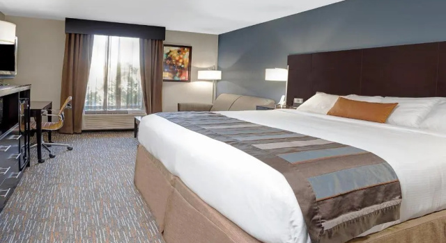 Номер Standard Spark by Hilton Richardson Dallas