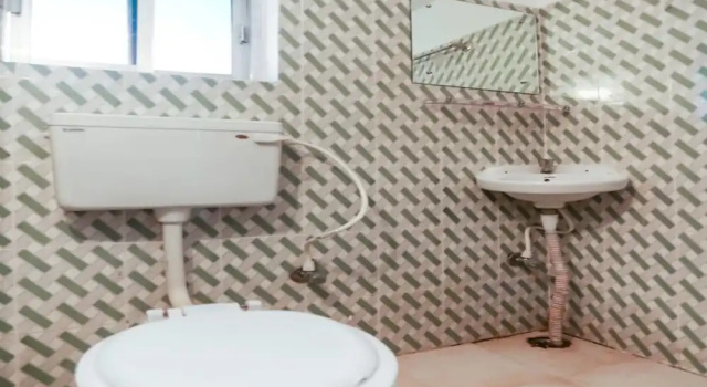 Номер Standard SPOT ON 32358 Sai Sadanand Residency