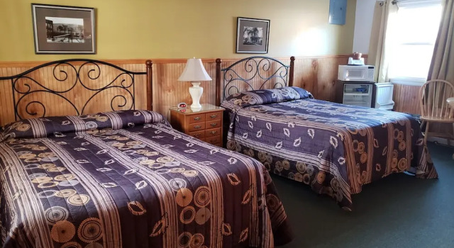 Номер Standard The Colonial Motel