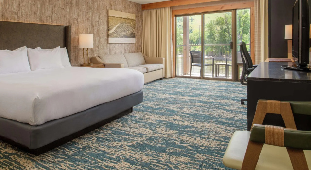Двухместный номер Standard с видом на реку DoubleTree by Hilton Missoula Edgewater