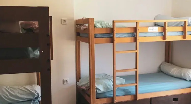 Auberge de Jeunesse HI Serre-Chevalier, Забронировать Хостел Ла-Саль-лез-Альп Сер Шевалье