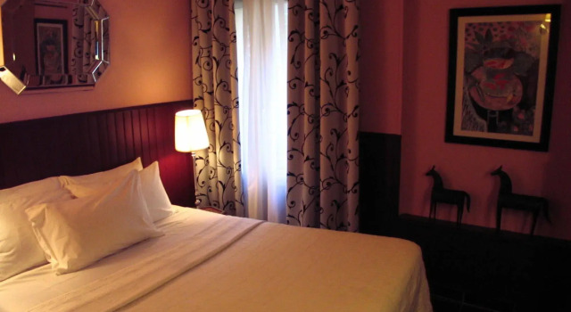 Walled off Hotel Paris, Забронировать Отель Отели Парижа с завтраком, рядом с Пигаль, Завтраки