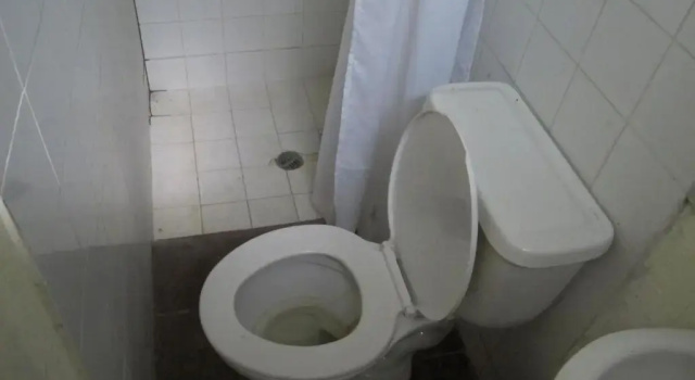 Бунгало Waterfall Hostel and restaurant