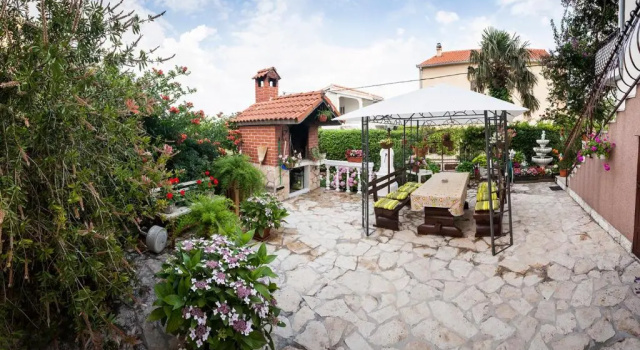 Apartment Dalmatia, Забронировать Апартаменты/квартира Апартаменты Кастель-Нови, Апартаменты/квартира
