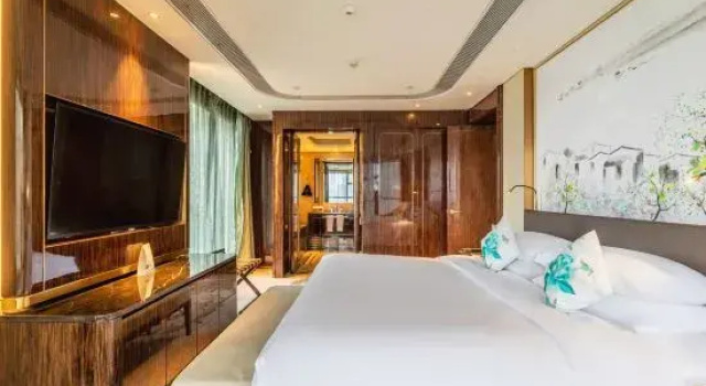 Люкс Royale Tower Hotel