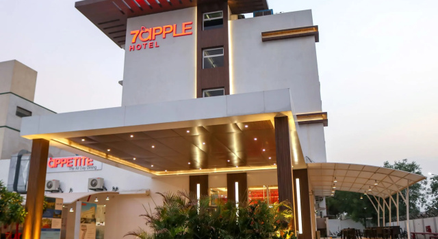 7 Apple Hotel Vadodara