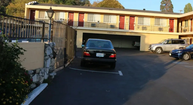 The Islander Motel, 予約 モーテル サンタクルーズ Santa Cruz and Vicinity, サンタクルーズ ミッション州立歴史公園周辺