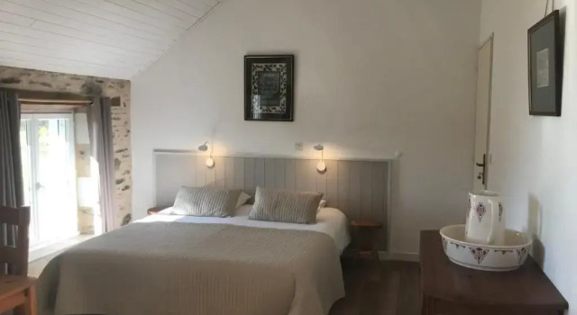 La Rame, Đặt Khách sạn Chalais Charente