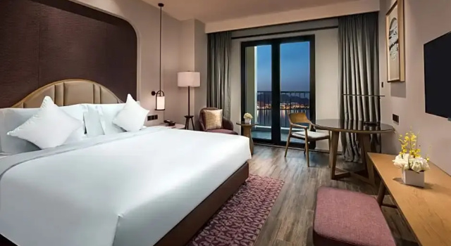 Двухместный номер Standard Crowne Plaza QingdaoOriental Movie Metropolis by IHG