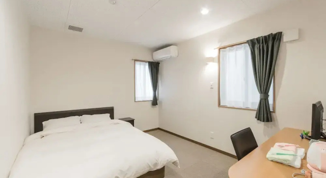 Двухместный номер Economy Guest House & Hotel Shijo Omiya