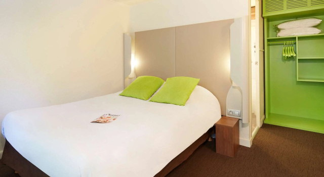 Двухместный номер Standard Campanile Orleans - La Source