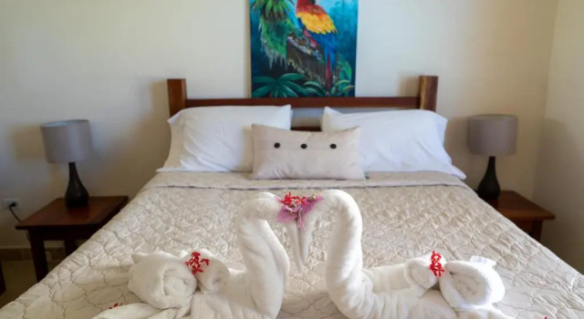 Вилла Superior Caye Reef Condos