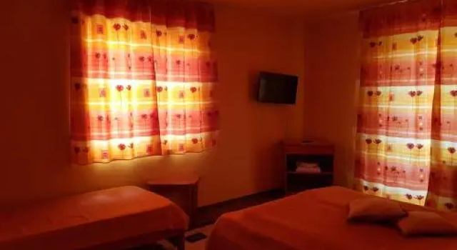 Raza Soarelui Pension, Забронировать Отель Отели Прайда 3 звезды, 3*