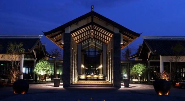 Номер Standard Pullman Lijiang Resort & Spa